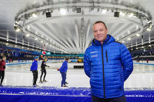 Kees van der Laan Thialf Foto Gewoan Dwaan - Douwe Bijlsma (2).jpg