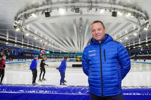 Kees van der Laan Thialf Foto Gewoan Dwaan - Douwe Bijlsma (2).jpg