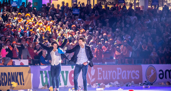 Levende legendes Sven en Ireen krijgen eigen bocht bij afscheid in Thialf