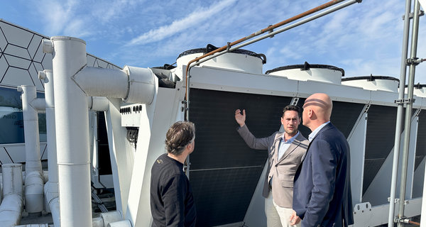 Thialf verduurzaamt koelinstallaties
